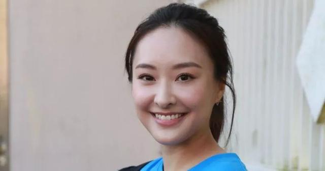 “女人俱乐部”大重聚！“高傲校花”如今已成为TVB力捧人气小花