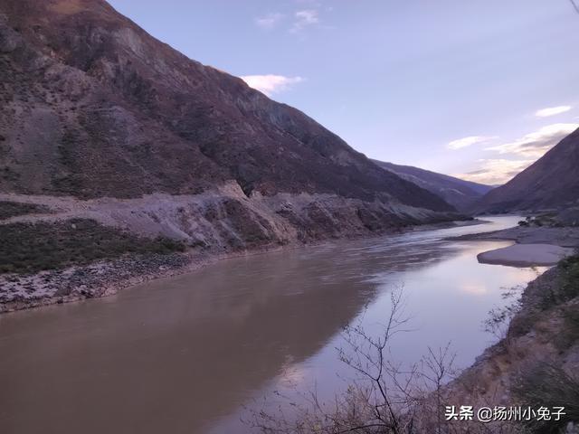 巴塘连北京一个人骑行318之二十一进入西西藏第一迷人美女