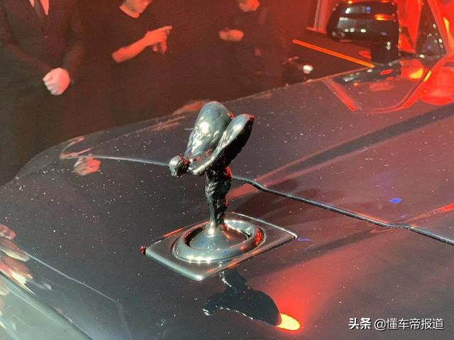 库里南是什么牌子的车子(库里南实车介绍)