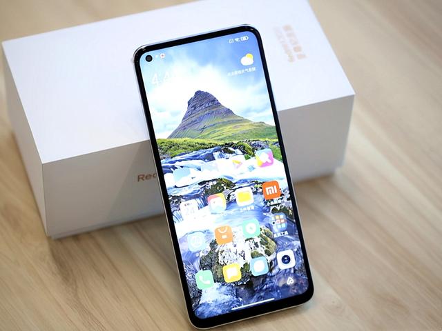 谁是下一款“钉子户机型”？谁能接班小米6，你能猜对算我输