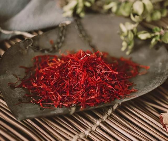 常喝藏红花水，对身体有哪些好处？关于藏红花的禁忌，你知道哪些
