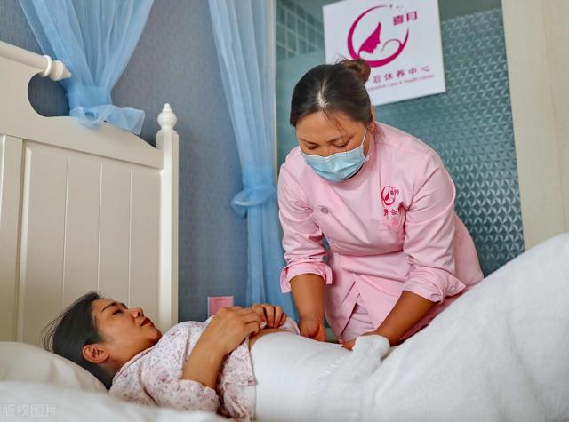 待产包里不知道放什么？赶快种草这份产后用品必备清单