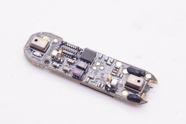 采用高通QCC3040蓝牙主控，omthing首款降噪耳机AirFree2拆解报告
