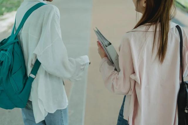 全封闭叛逆孩子学校学费多少(封闭式管理叛逆孩子的学校费用)(图4)