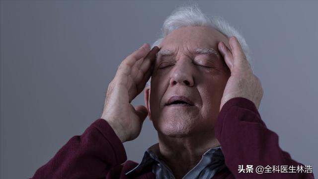 失眠为何总找上中老年人？中医教你这样按摩，轻松一觉到天亮