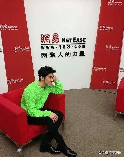 李治廷女友:李治廷要当爸了和混血女友现身妇产医院，女方小腹隆起疑怀孕