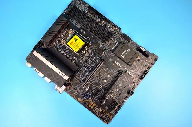 国货荣光，纯国产颗粒内存，助阵英特尔11代平台装机