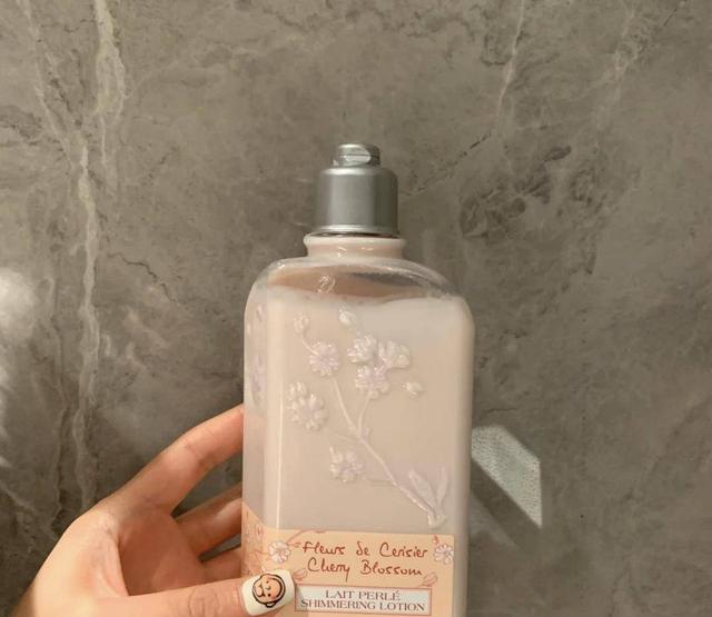 乳木果油身体乳测评