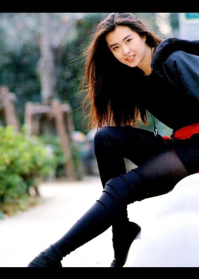 香港女演员颜值巅峰（香港女演员颜值巅峰张曼玉）