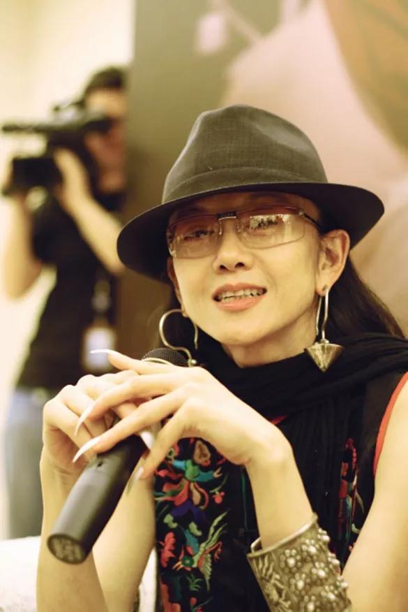 杨丽萍婚姻 杨丽萍婚姻（杨丽萍婚姻状况） 生活