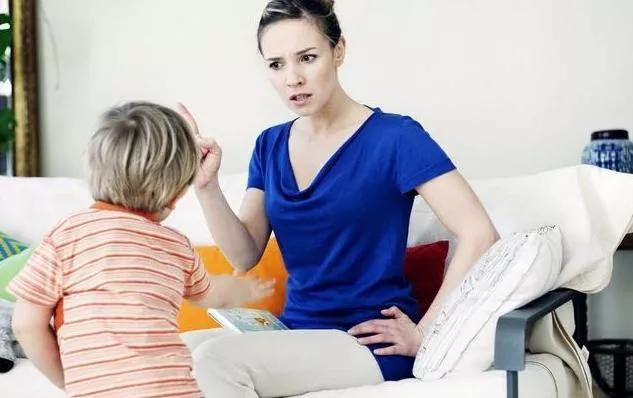 孩子用如此方式发泄情绪