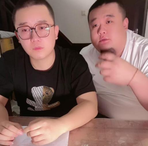 网红大胃王泡泡龙离世后，昔日搭档转型，成为励志减肥博主
