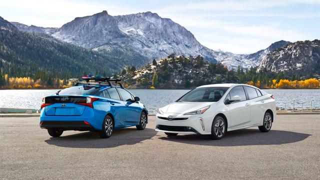 丰田和比亚迪内卷，谁失去了底牌？