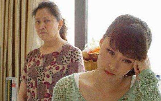 哺乳期是女人一生中最难的时候，宝爸如果爱她，要做好两件事