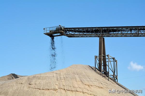 上海新型珍珠岩制砂机定制