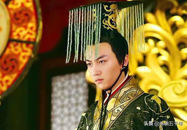 凿壁偷光是出自谁的苦学故事（凿壁偷光的匡衡后来怎么样了）