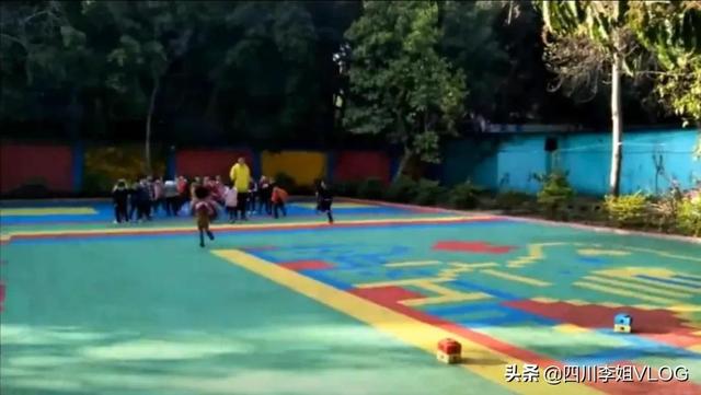 说说小孙女在一年之内上了三所幼儿园，转三次幼儿园的事