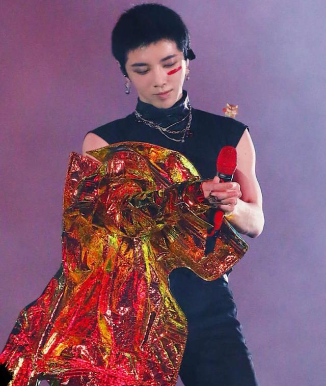 华晨宇图片大全华晨宇图片大全超清