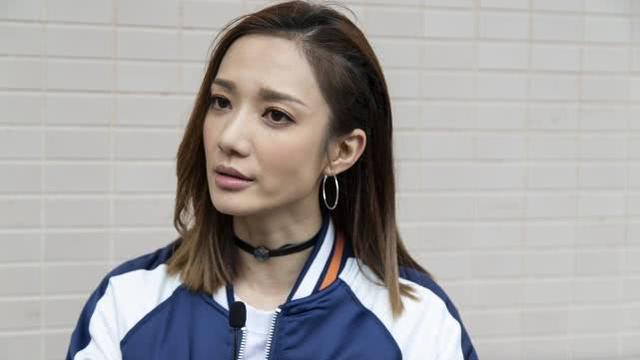 这位TVB花旦的素颜真不好看，可只要拍港剧就美得不可方物！