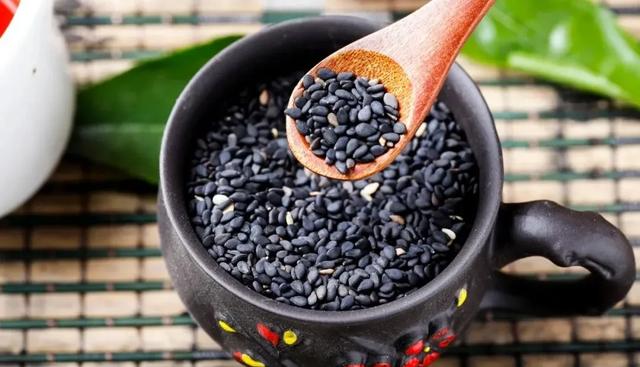 寒露后吃“神仙叶”！89岁名中医常吃这碗粥，气色红润、精力充沛