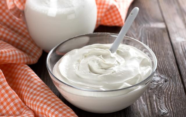 喝酸奶补充益生菌，需要选择什么样的酸奶，什么时候吃？