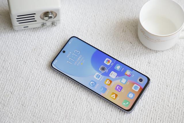 买荣耀手机别花冤枉钱 这三款不值得入手 款款都是高价低配性能一般