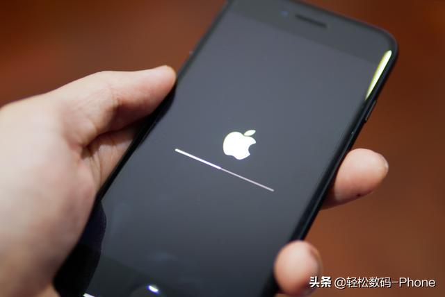 苹果发布iOS  14.8.1系统更新，修复多个安全漏洞，建议升级