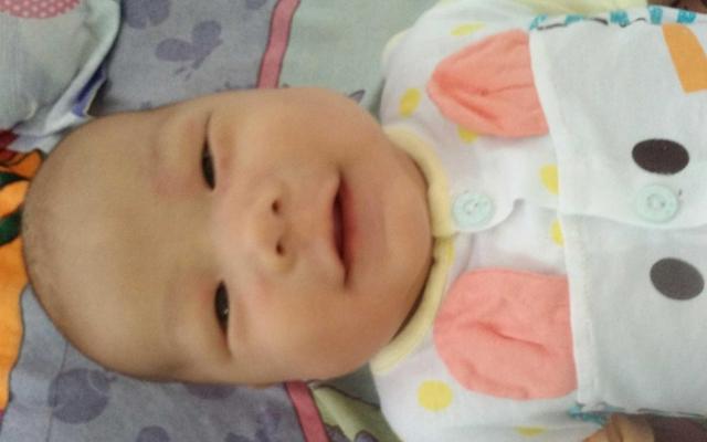 婴幼儿的三种睡姿，会导致头型变丑，父母要及时帮助改正