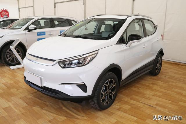 远航加快充，大空间家用低价SUV，好养活好停车，实拍比亚迪元Pro