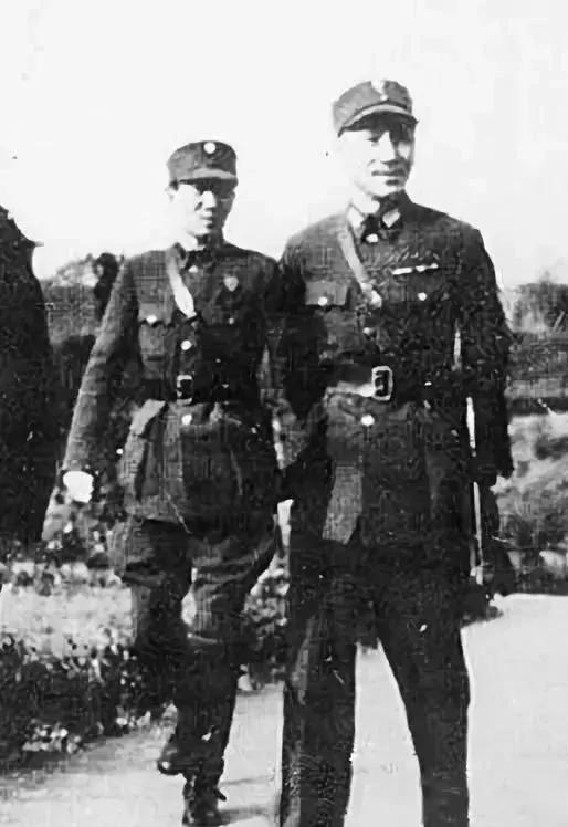 1950年，张治中按周总理指示，暗中相见蒋经国，为何？