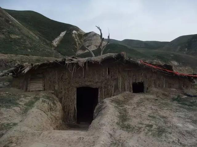轮式洗砂机出了用管子