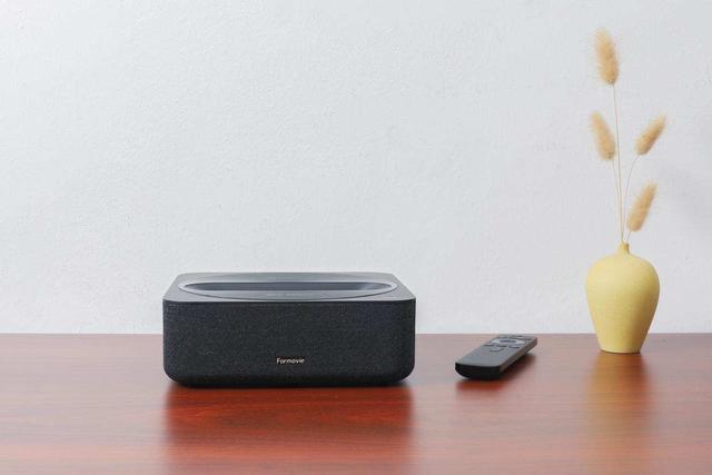 看谁能够深得人心！峰米R1 Nano和坚果智慧墙O1横评