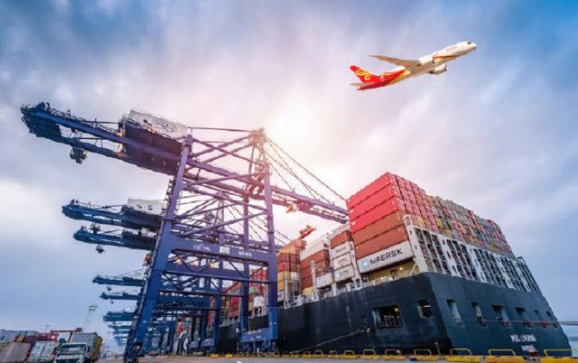 中国入世谈判中，朱镕基一拍桌子：龙永图，你不要再递条子了