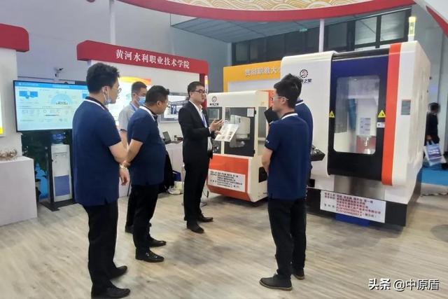 河南机械展展台制作