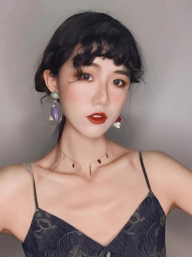 饰品与饰物怎么搭配（不同风格、脸型如何选饰品）