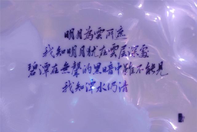 梦醒了回到现实的句子雾散梦醒我终于看见真实那是千帆过尽的沉寂是