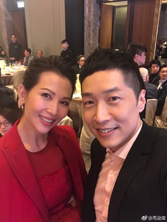TVB花旦又聚会啦，第一眼只认出蔡少芬，黎姿郭可盈感觉分不清了