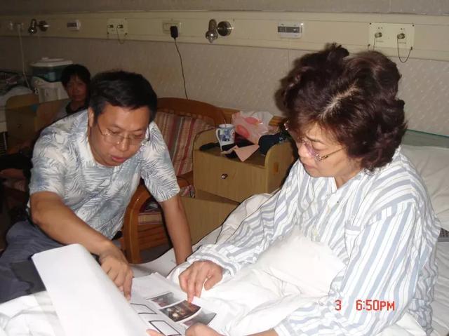 重庆女鞋工，因创业断过7次腿，却打造出2张城市名片，为啥这么牛