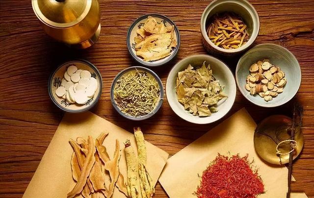 养肝护肝中草药，人参、白术有疗效