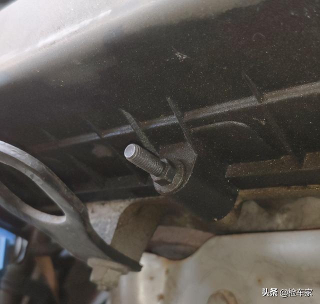 致胜汽车图片(福特致胜图片)