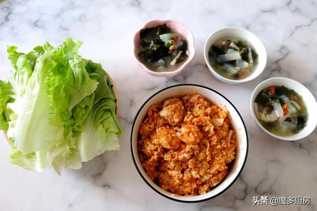 妈妈尝试新食谱，30分钟做好1汤1饭，孩子说：好吃又好玩