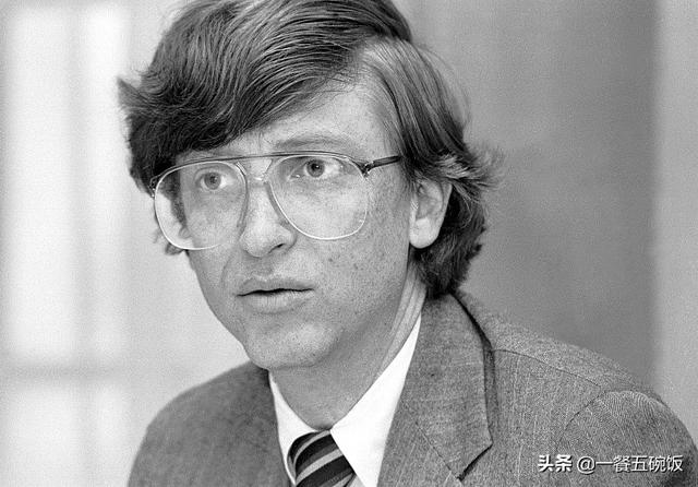 比尔盖茨的故事阅读题(比尔盖茨成功的故事简短)-天晟网