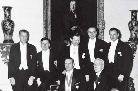 洛克菲勒几岁退休（洛克菲勒为什么能活98岁）