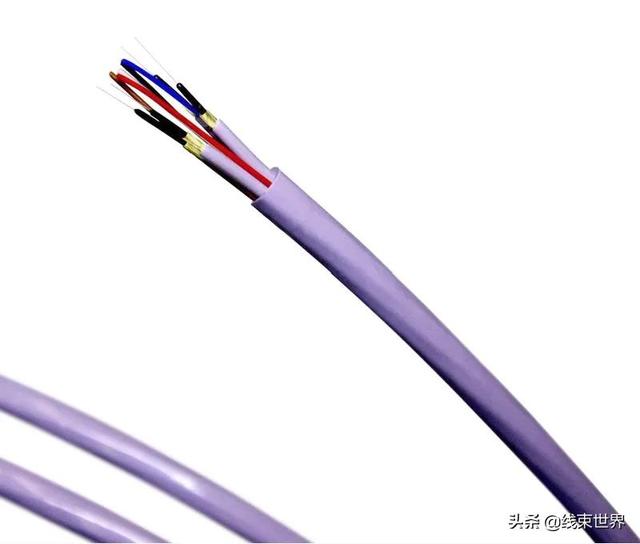 光纤电缆：更快、更远的高速数据链路未来