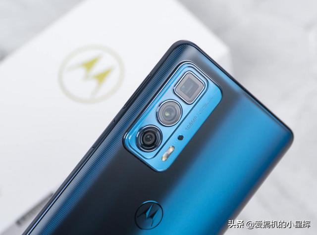 售价不到Mate40Pro一半，跑分却比麒麟9000更高，256GB+一亿像素