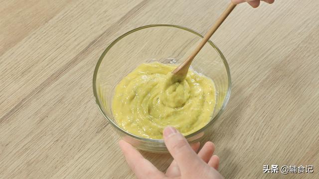 宝宝突然变得不爱吃饭？辅食这样变，宝宝每餐吃光光