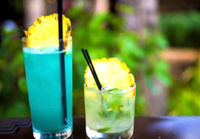 脸上皱纹多不能吃盐吗？建议：若想皱纹减少，尽量少吃3种食物