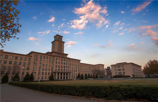 顶尖985毕业！东北小伙取得新冠病毒研究重大成果，获奖100万！