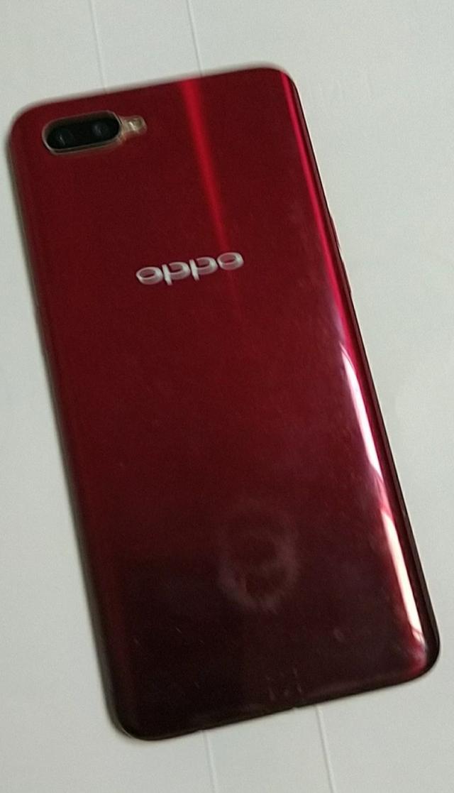 高价低配的手机厂商，做的一款高性价比的手机会很不错吗？