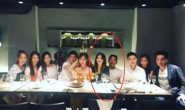 吴千语微博点赞感情(施伯雄大方认爱吴千语微博)